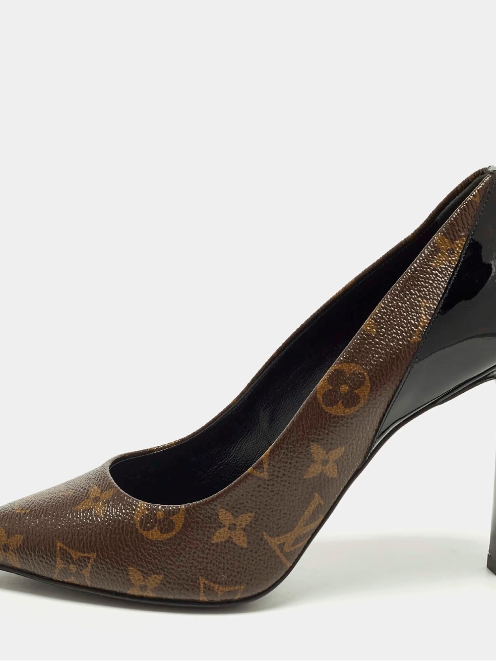 Brand New!! Louis Vuitton LV Monogram Heels with Gift Box and Bag Size 38 (8)